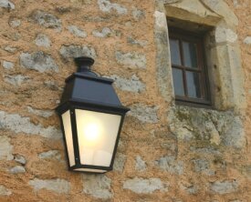 Avenue 4 02 | große Wandleuchte für breite Fassaden Roger Pradier